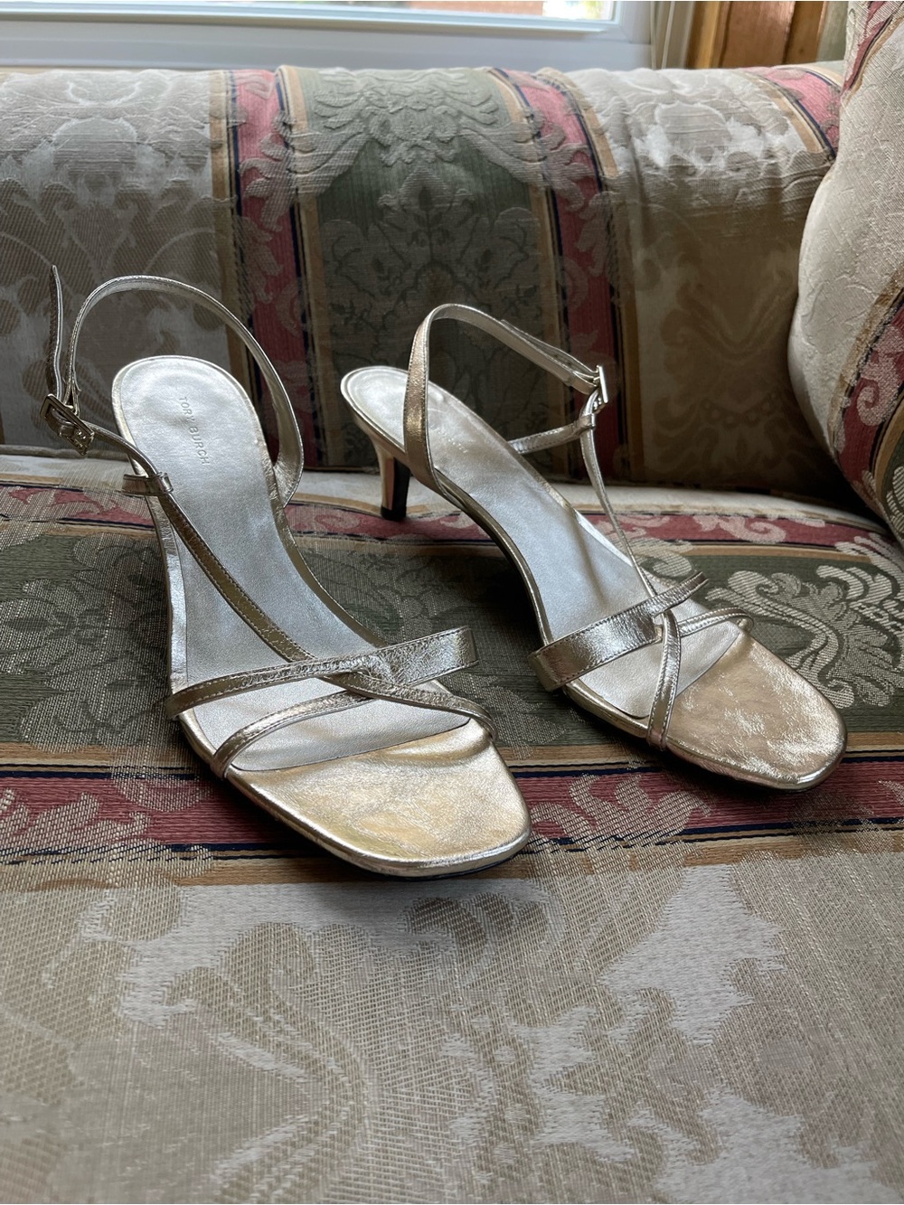 Tory Burch Strappy Metalic Leather Kitten Heel. Size 11 Women N7-18